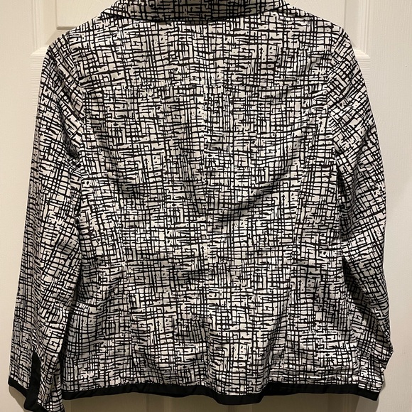 Double sideł Chico’s windbreaker jacket - Picture 3 of 6
